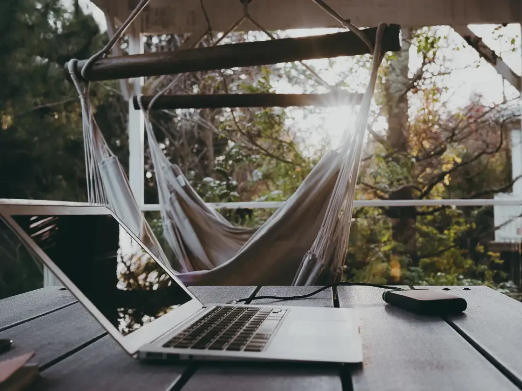 Tools and apps for digital nomads and remote work